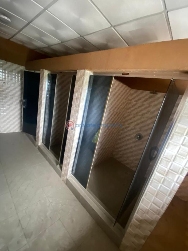 Restructured 4 units of terraces on 1300 sqm of land for commercial use in vi - 9 10 bedroom Terrace For Rent Victoria Island Extension Lagos - 9