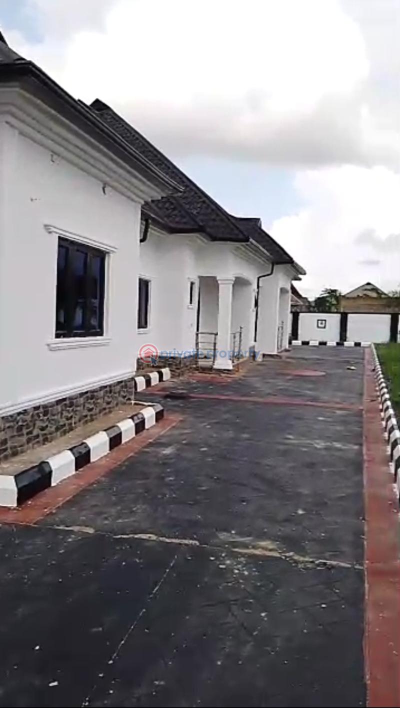 Block Of Flats For Sale Back Of Guinness Area By Old Road Off Sapele Road Benin Edo - 4