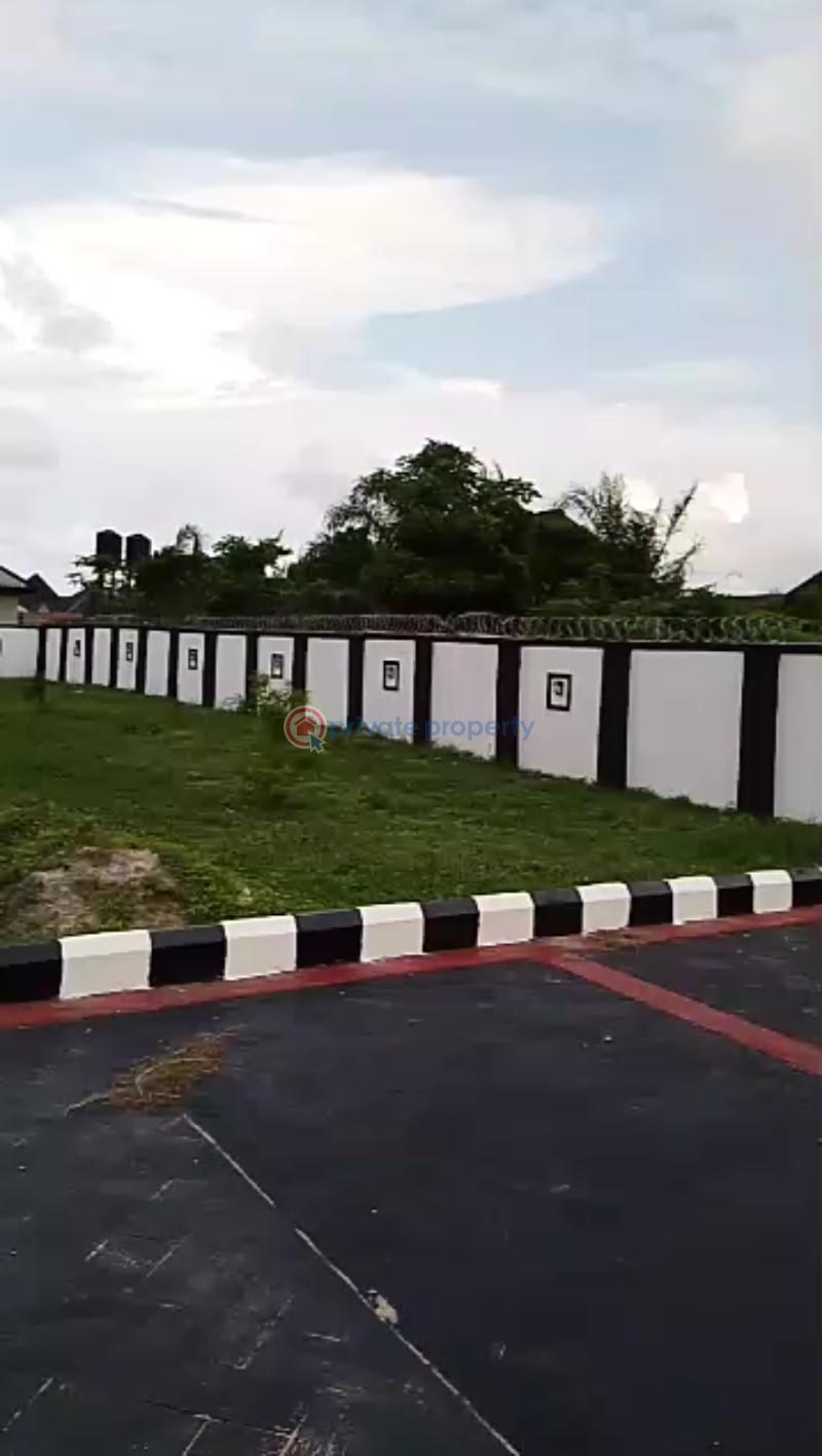 Block Of Flats For Sale Back Of Guinness Area By Old Road Off Sapele Road Benin Edo - 2