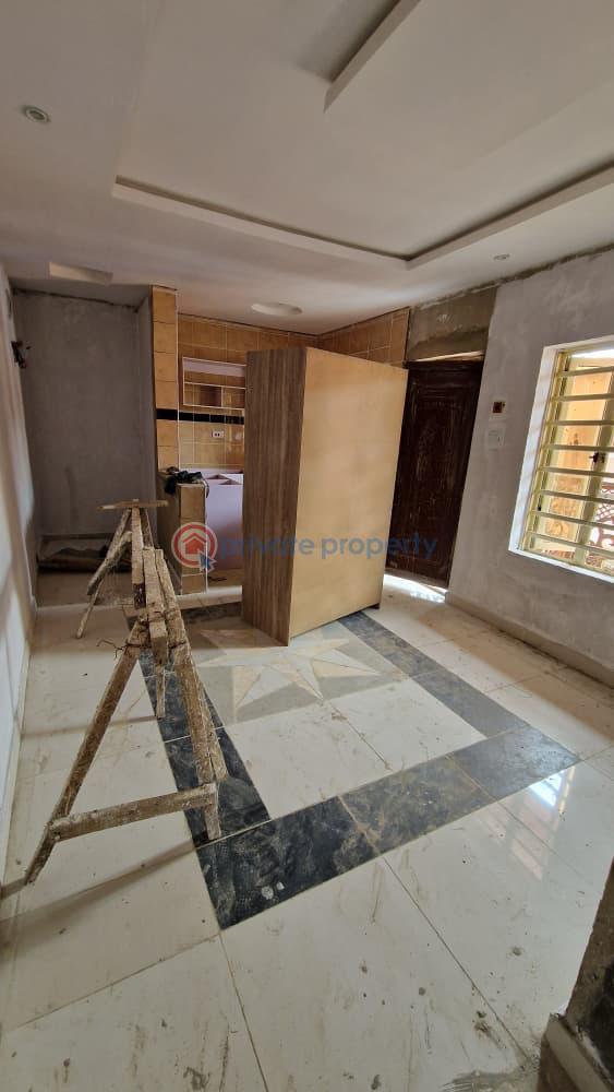 1 bedroom Block Of Flats For Rent Opposite Abbey Technical School, Within Walking Distance Of Taska Filling Station Akala Express Ibadan Oyo - 1