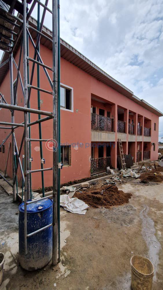 1 bedroom Block Of Flats For Rent Opposite Abbey Technical School, Within Walking Distance Of Taska Filling Station Akala Express Ibadan Oyo - 0