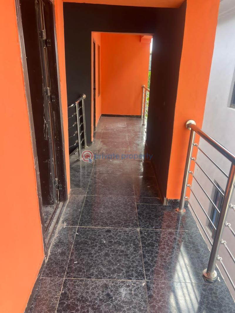 1 bedroom Mini Flat For Rent Akoto Estate Elebu Off Akala Express Akala Express Ibadan Oyo - 2