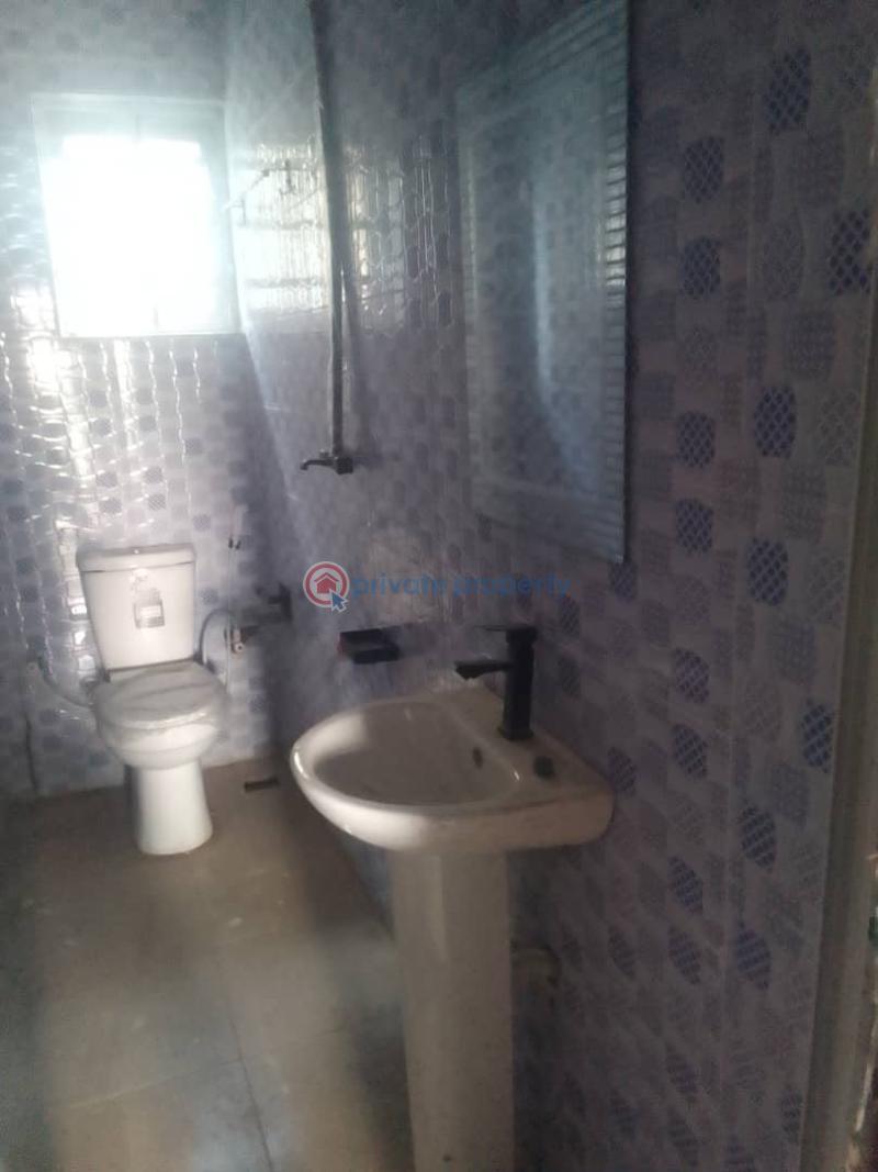 1 bedroom Mini Flat For Rent Yidi Elebu Off Akala Express Akala Express Ibadan Oyo - 3