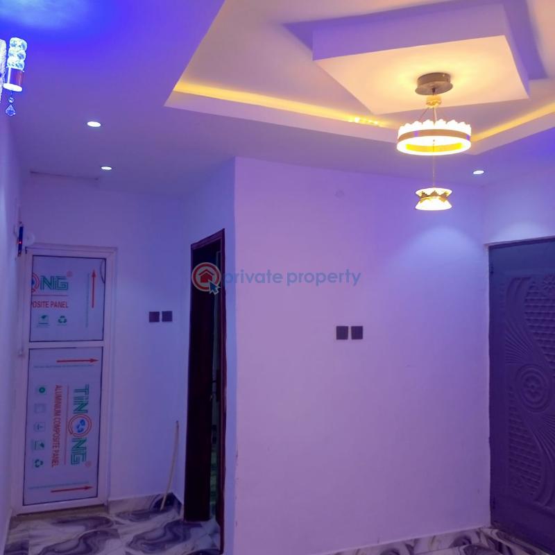 1 bedroom Mini Flat For Rent Golden Palace Off Akala Express Akala Express Ibadan Oyo - 3