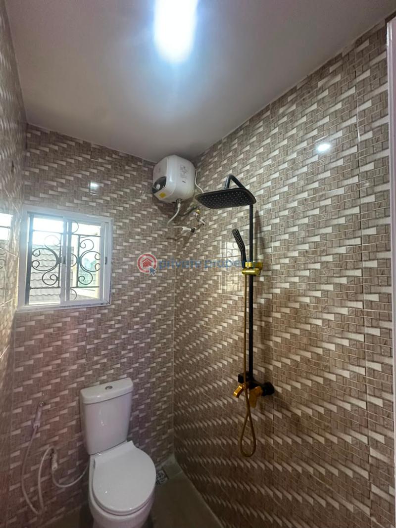1 bedroom Mini Flat For Rent Golden Palace Off Akala Express Akala Express Ibadan Oyo - 4