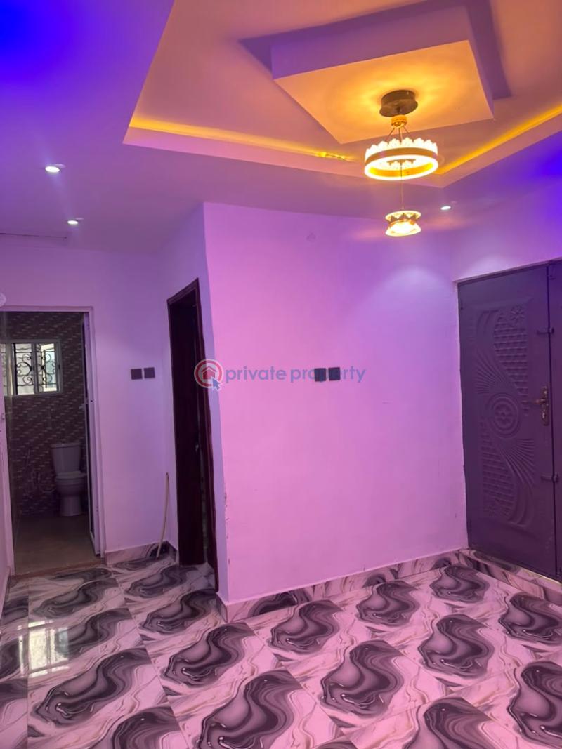 1 bedroom Mini Flat For Rent Golden Palace Off Akala Express Akala Express Ibadan Oyo - 6