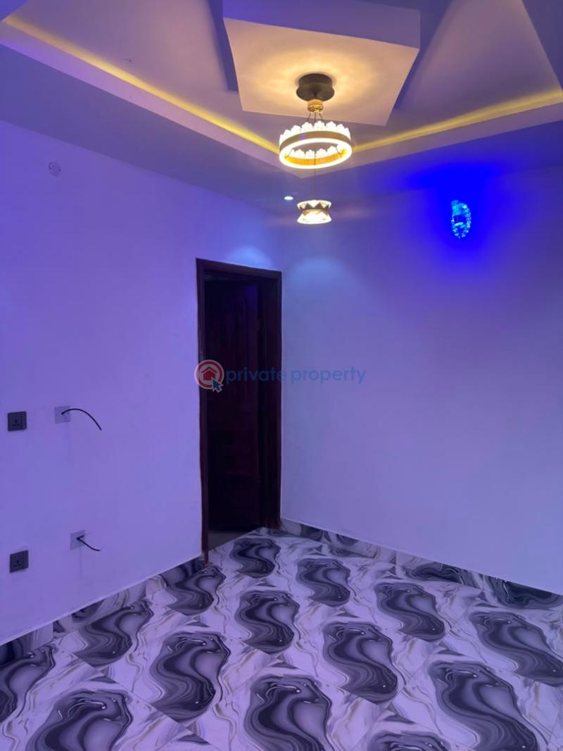 1 bedroom Mini Flat For Rent Golden Palace Off Akala Express Akala Express Ibadan Oyo - 1