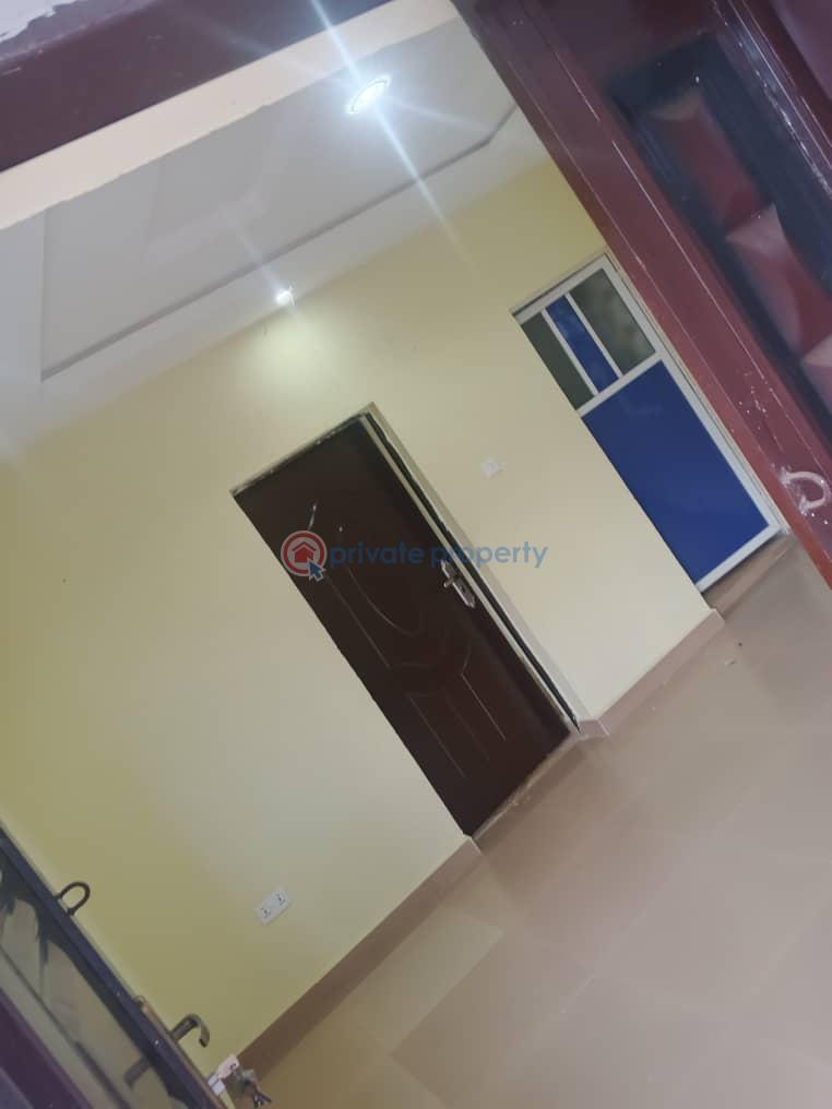 Room and parlor self at zenith hospital elebu - 5 1 bedroom Mini Flat For Rent Zenith Elebu Ibadan Oyo - 5