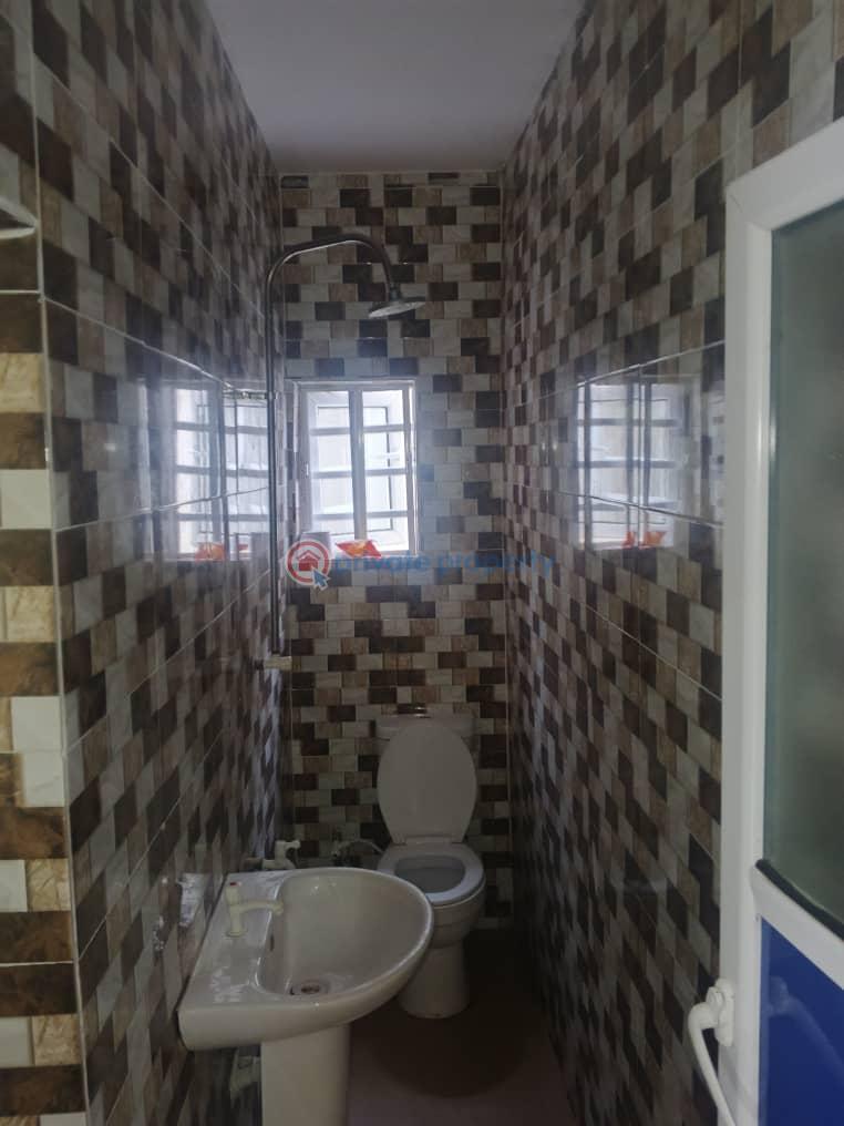 Room and parlor self at zenith hospital elebu - 7 1 bedroom Mini Flat For Rent Zenith Elebu Ibadan Oyo - 7