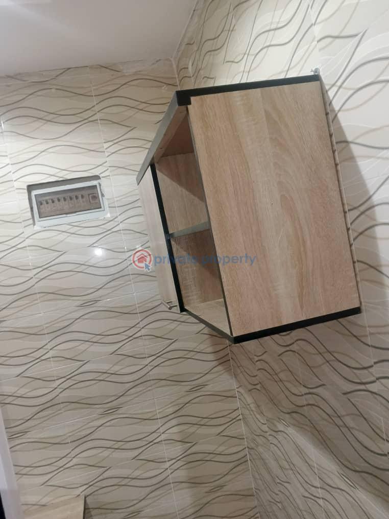 Room and parlor self at zenith hospital elebu - 4 1 bedroom Mini Flat For Rent Zenith Elebu Ibadan Oyo - 4