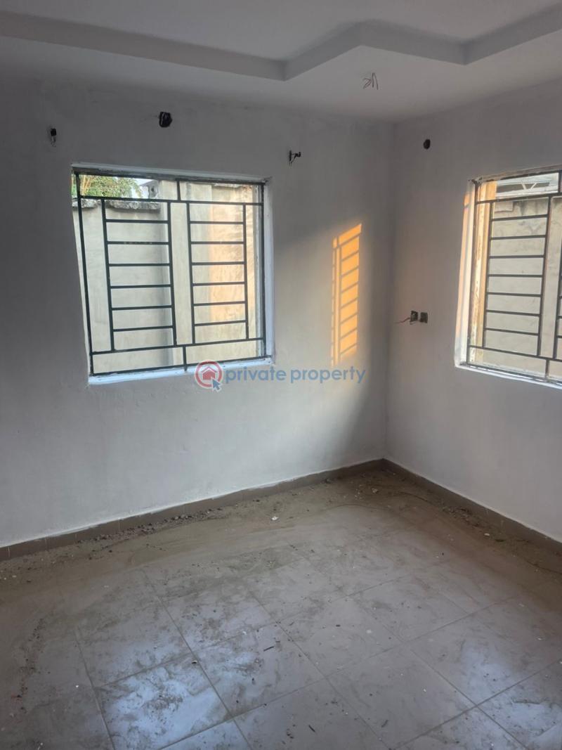 1 bedroom Block Of Flats For Rent Banuso Kuola Area Elebu Extension Akala Express Ibadan Oyo - 1