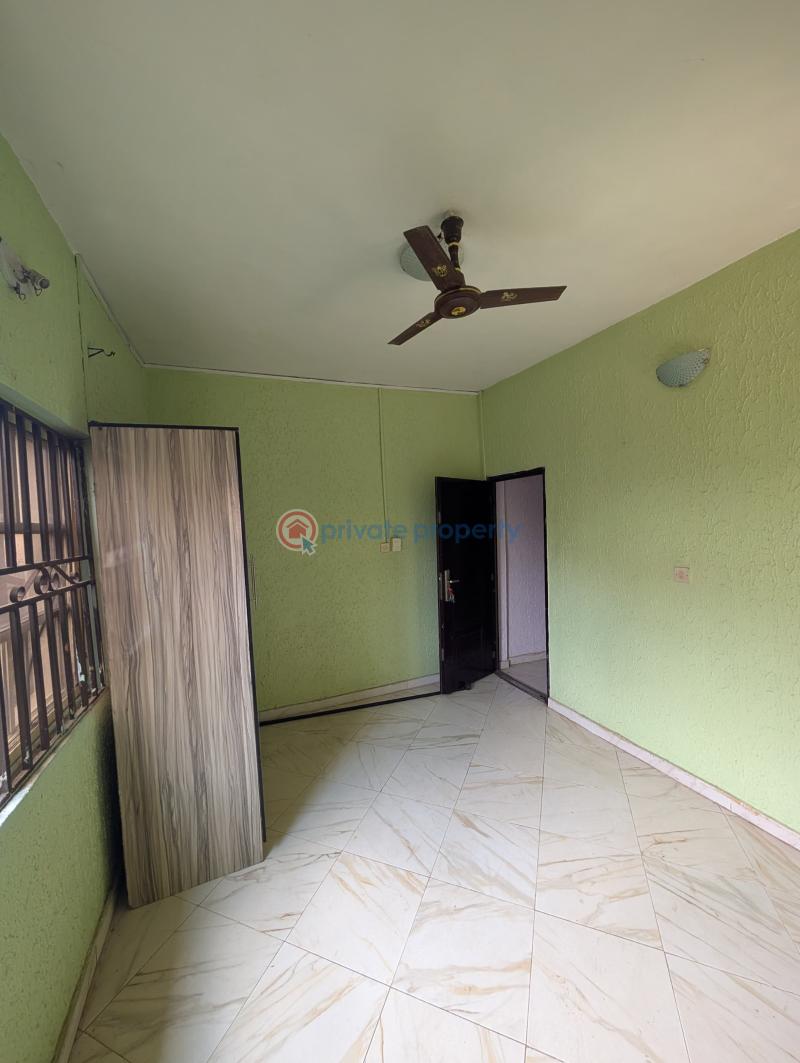 Flat & Apartment For Rent At Ikolaba Not Far From Bone Hotel Ibadan Oyo - 4