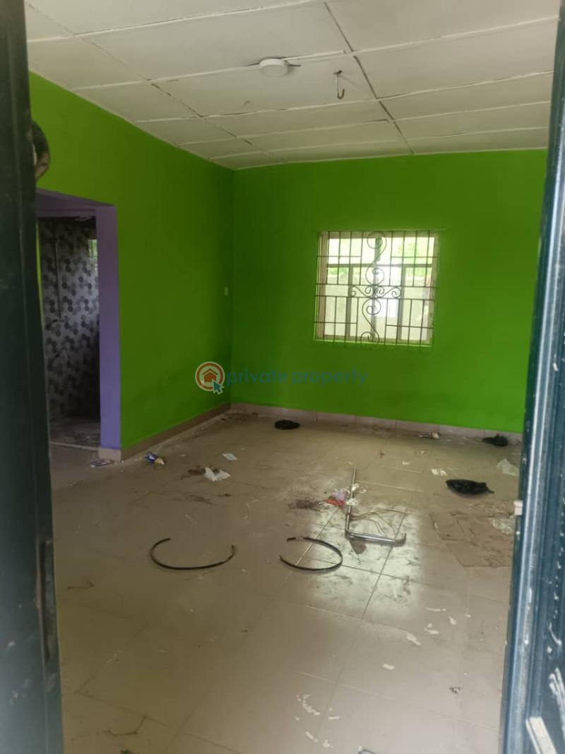 1 bedroom Mini Flat For Rent Ofin Igbogbo Ikorodu Lagos - 3