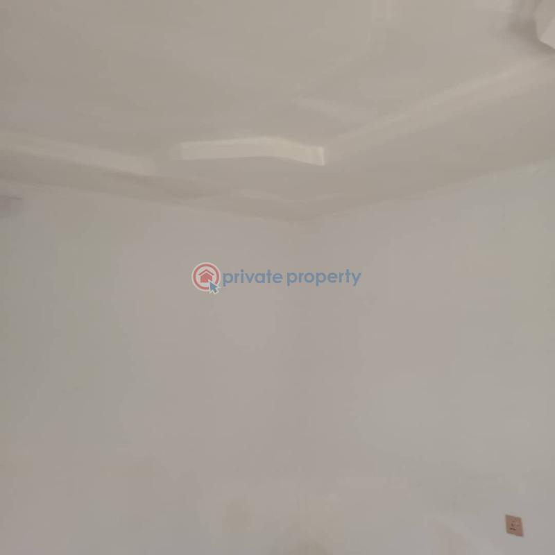 Room and parlour self con - 2 Flat & Apartment For Rent Elebu Akoto Estate Charity Drive No 5 Akala Express Ibadan Oyo - 2