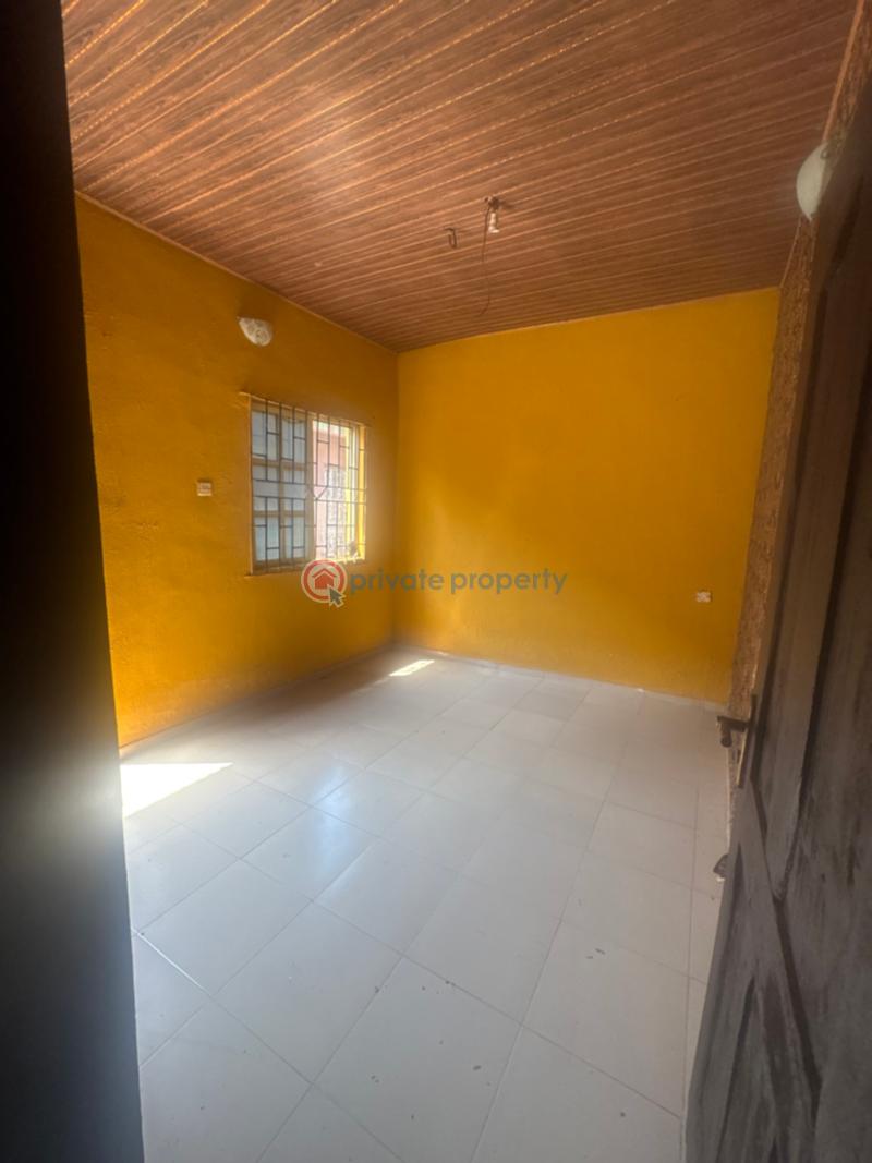 1 bedroom Flat & Apartment For Rent Horizon Estate Igbogbo Ikorodu Lagos - 3