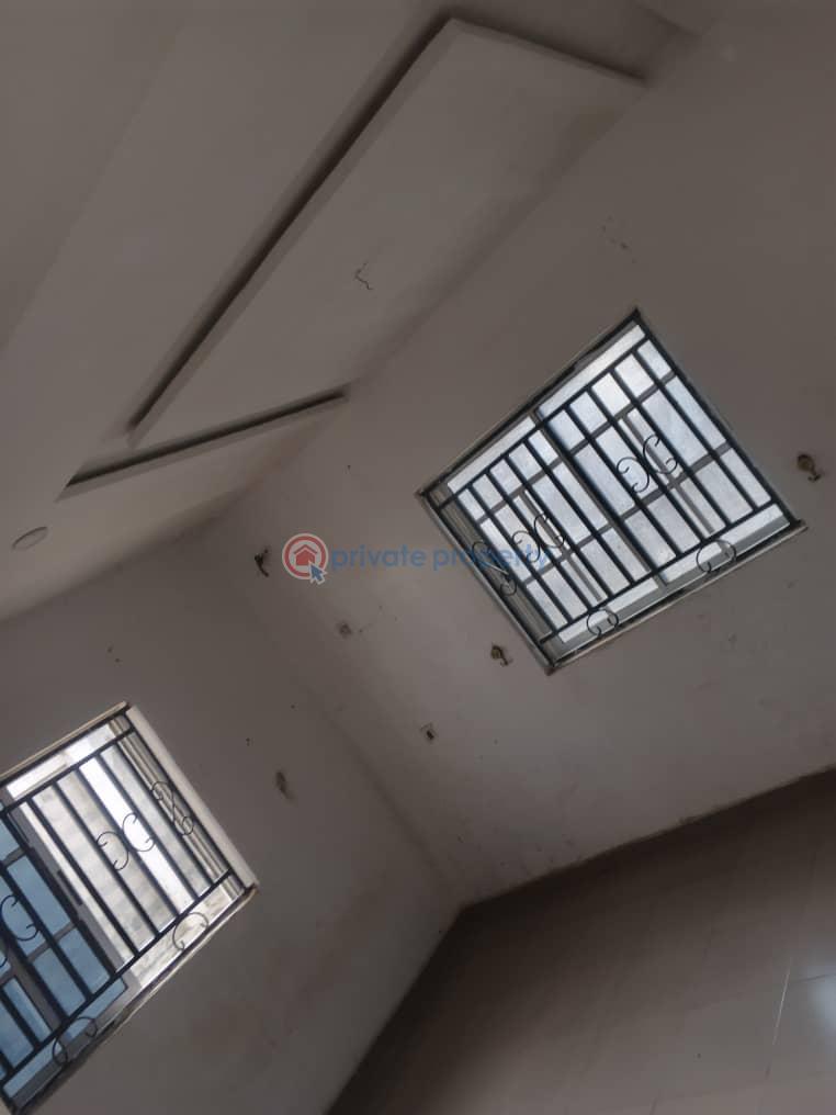 1 bedroom Mini Flat For Rent Peluseriki, Ire Akari, Akala Express Akala Express Ibadan Oyo - 4