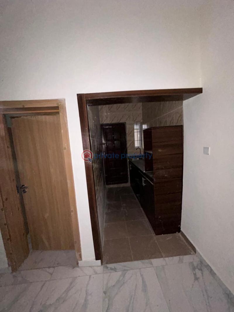 1 bedroom Block Of Flats For Rent Asunle Off Tipper Akala Express Ibadan Oyo - 2