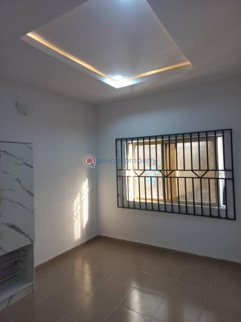 1 bedroom Mini Flat For Rent Adegbayi Alakia Alakia Ibadan Oyo - 2