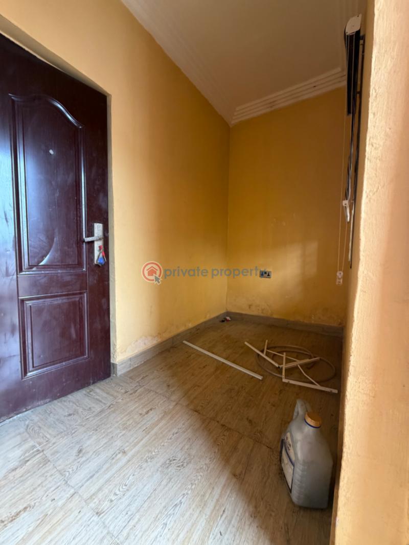 1 bedroom Self Contain For Rent Ologolo Lekki Lagos - 1