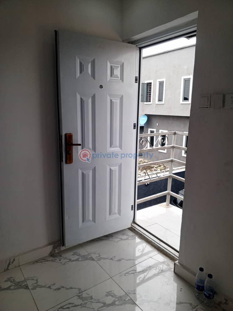 Room self -con { upstairs} - 0 1 bedroom Self Contain For Rent Seaside Estate Badore Ajah Lagos - 0