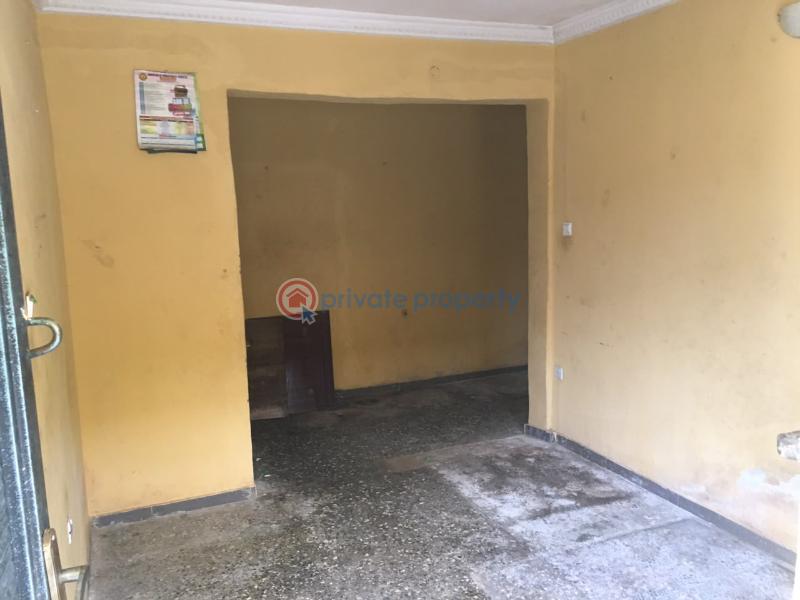 1 bedroom Self Contain For Rent Eyita Benson Bus Stop Jumofak Ikorodu Lagos - 2