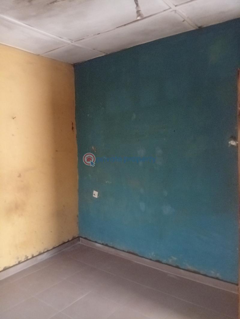 Self Contain For Rent Ishefun Ayobo Ipaja Lagos - 5