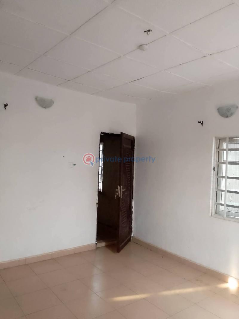 Self Contain For Rent Oga Oloye Igbogbo Igbogbo Ikorodu Lagos - 0