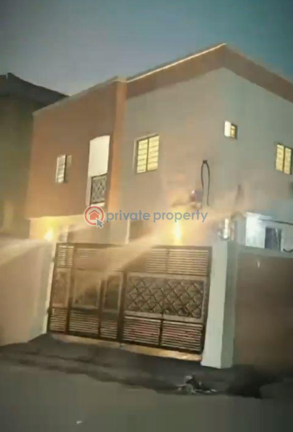 Self Contain For Sale Bariga Shomolu Lagos - 3