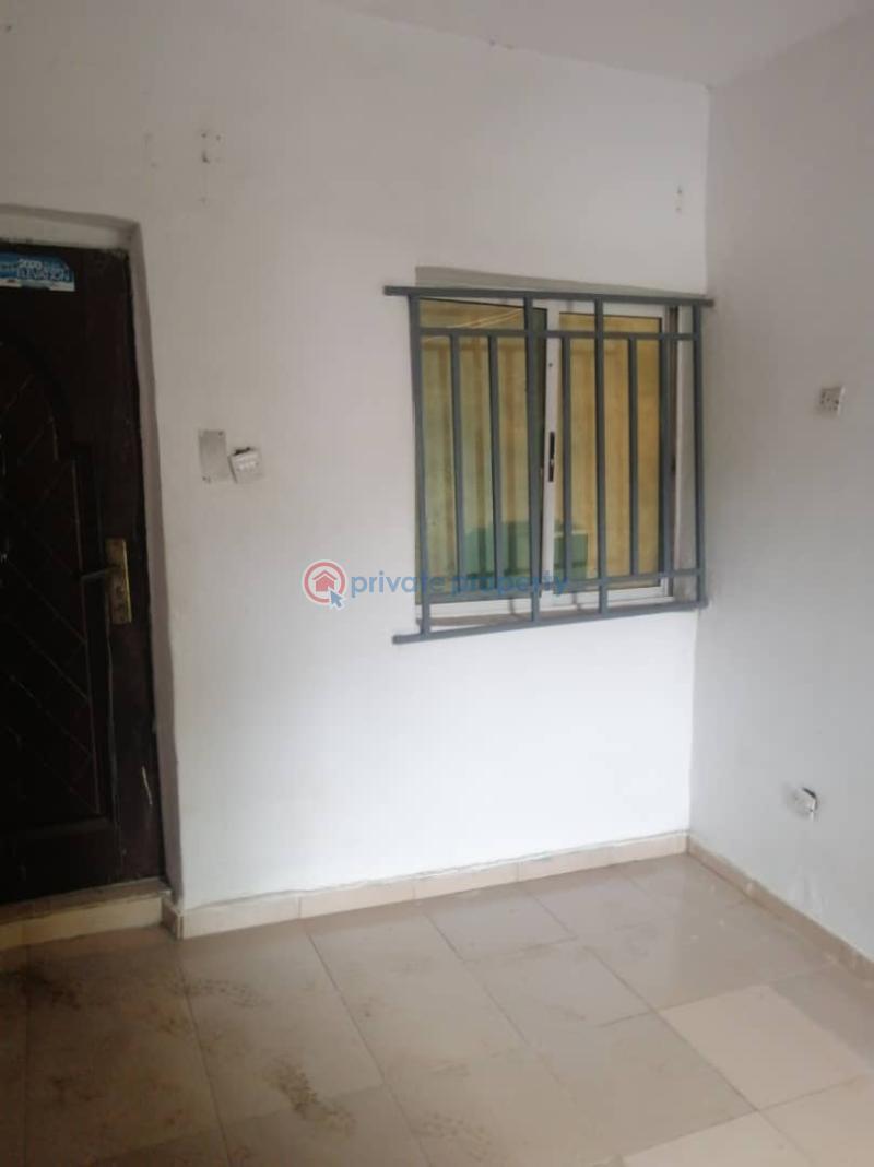 1 bedroom Self Contain For Rent College Road Ifako-ogba Lagos - 3