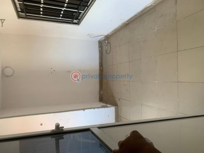 1 bedroom Self Contain For Rent 6, Onileyan Street Bariga Bariga Shomolu Lagos - 7