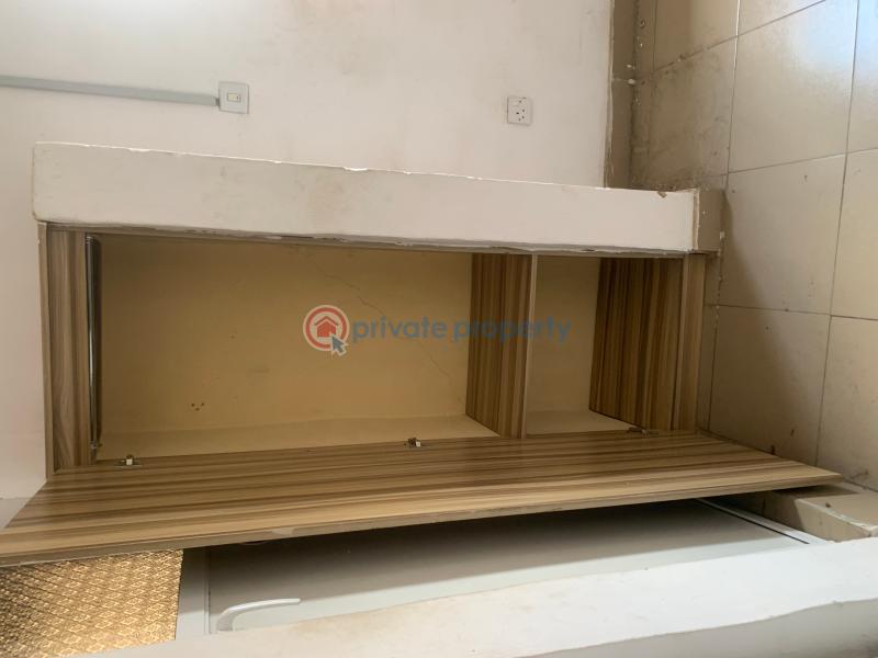1 bedroom Self Contain For Rent 6, Onileyan Street Bariga Bariga Shomolu Lagos - 5