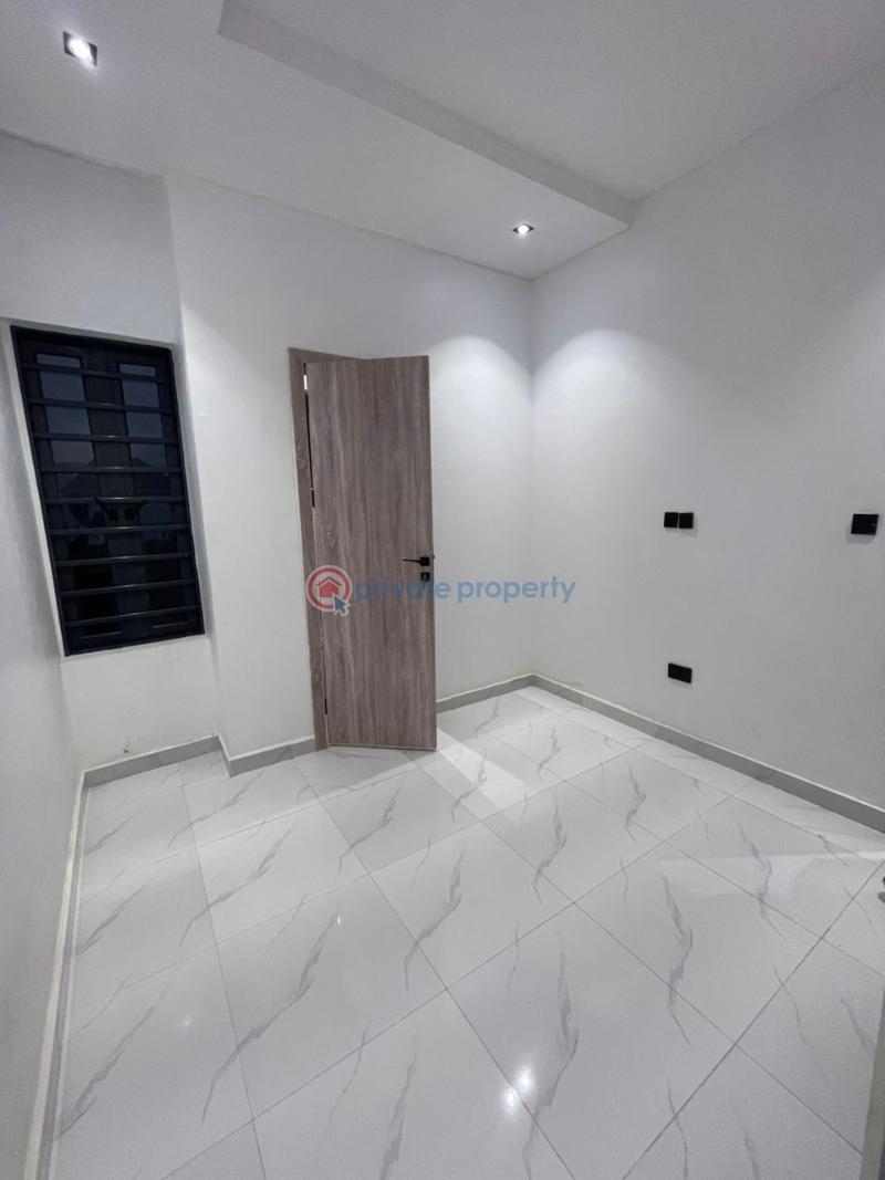 1 bedroom Self Contain For Rent Ikota County Ikota Lekki Lagos - 1