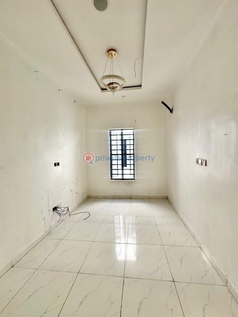 1 bedroom Shared Apartment For Rent Orchid Road Before The Roundabout Lekki Expressway Lagos - 1