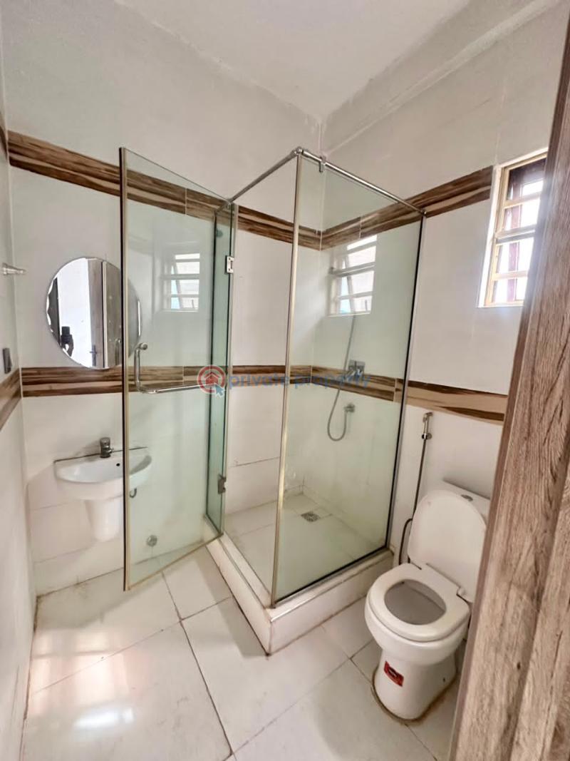1 bedroom Shared Apartment For Rent Along Lekki Expressway Lagos - 4