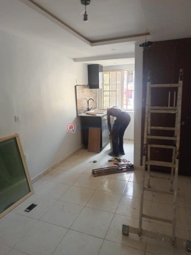 1 bedroom Self Contain For Rent Alpha Beach Road Jakande Lekki Lagos - 3