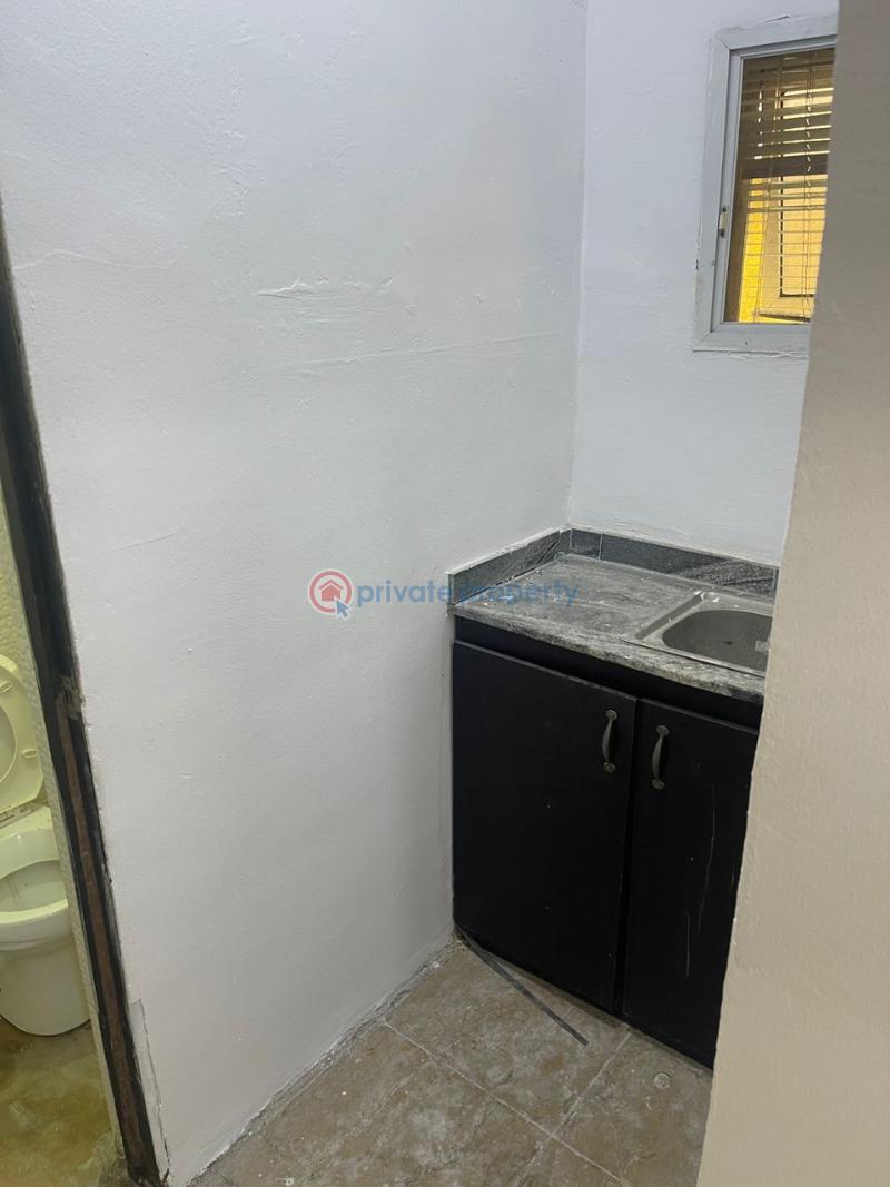 1 bedroom Self Contain For Rent Off Admiralty Lekki Phase 1 Lagos - 0