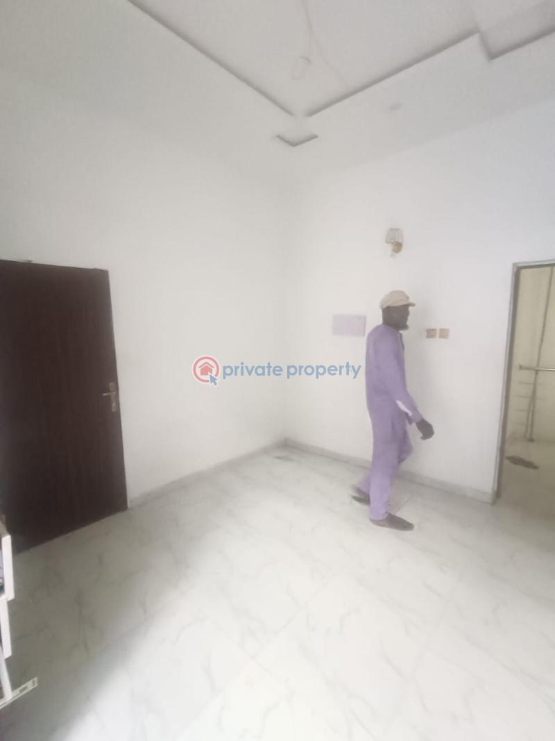 1 bedroom Self Contain For Rent Van Daniel Vgc. Victoria Garden City Lekki Lagos - 1