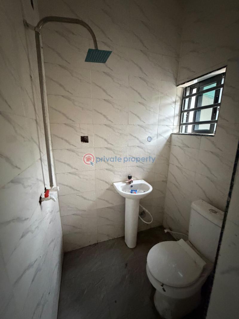 1 bedroom Self Contain For Rent Abule Ijesha Yaba Abule Ijesha  Yaba Lagos - 2