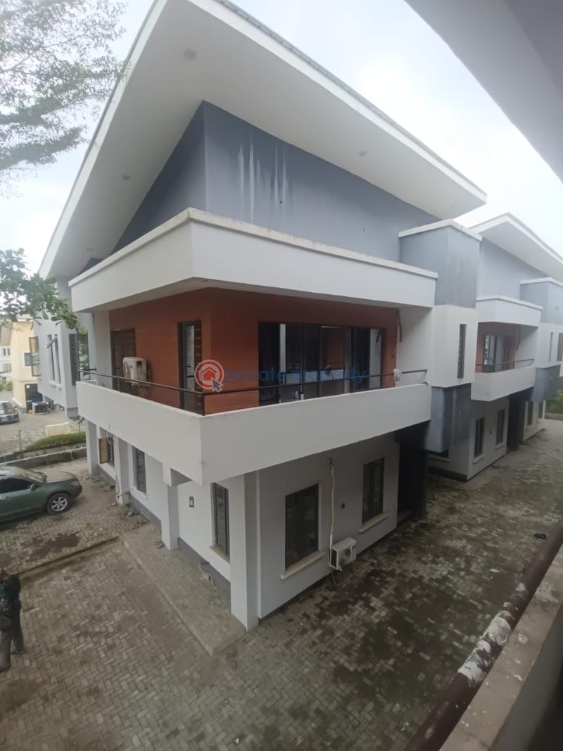 House For Rent Orchid Road Lekki Lagos. Along Lekki Expressway Lagos - 5
