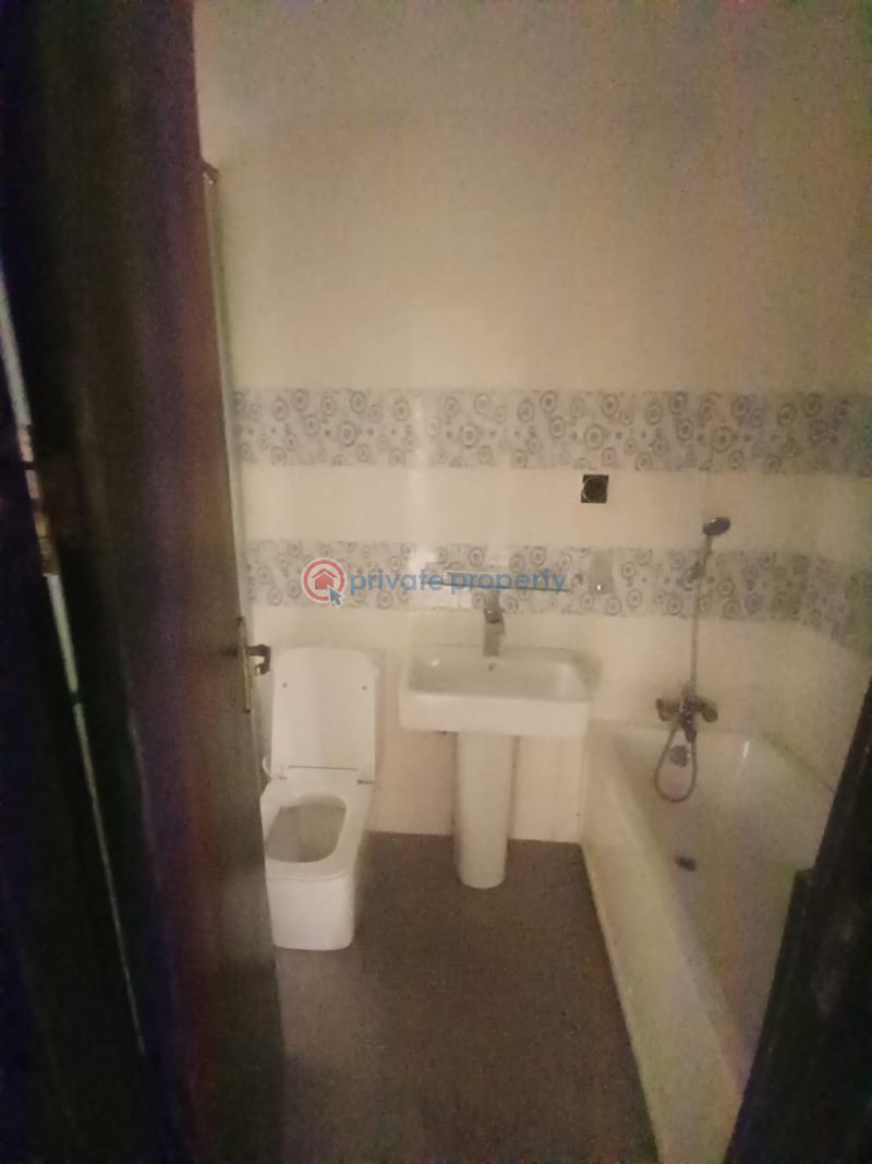 House For Rent Orchid Road Lekki Lagos. Along Lekki Expressway Lagos - 15
