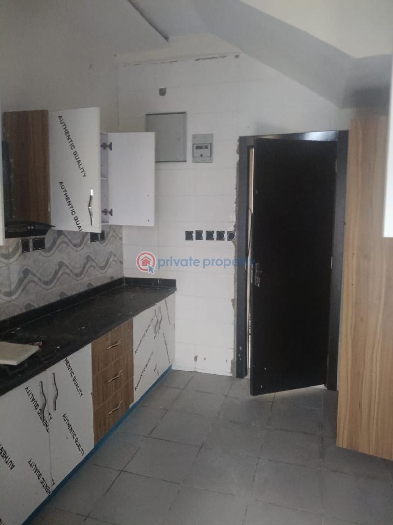 House For Rent Orchid Road Lekki Lagos. Along Lekki Expressway Lagos - 17