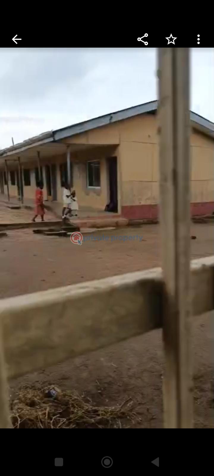 School For Sale Banjoko, Igbogbo Bayeku Road, Igbogbo Igbogbo Ikorodu Lagos - 1