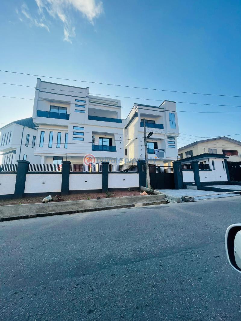 6 bedroom Detached Duplex For Sale Luxury 6 Bedroom Fully Detached Duplex Plus Bq And Pool In A Serene Environment Magodo GRA Phase 2 Kosofe/Ikosi Lagos - 0
