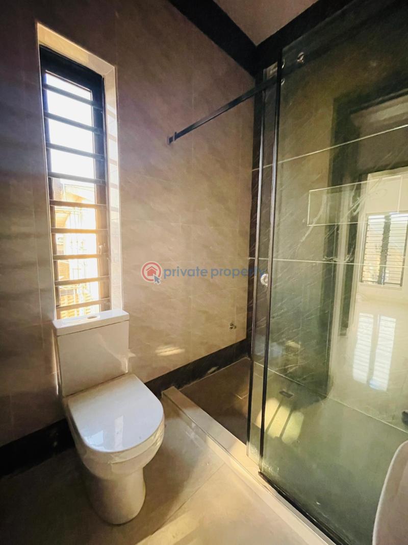 6 bedroom Detached Duplex For Sale Luxury 6 Bedroom Fully Detached Duplex Plus Bq And Pool In A Serene Environment Magodo GRA Phase 2 Kosofe/Ikosi Lagos - 24