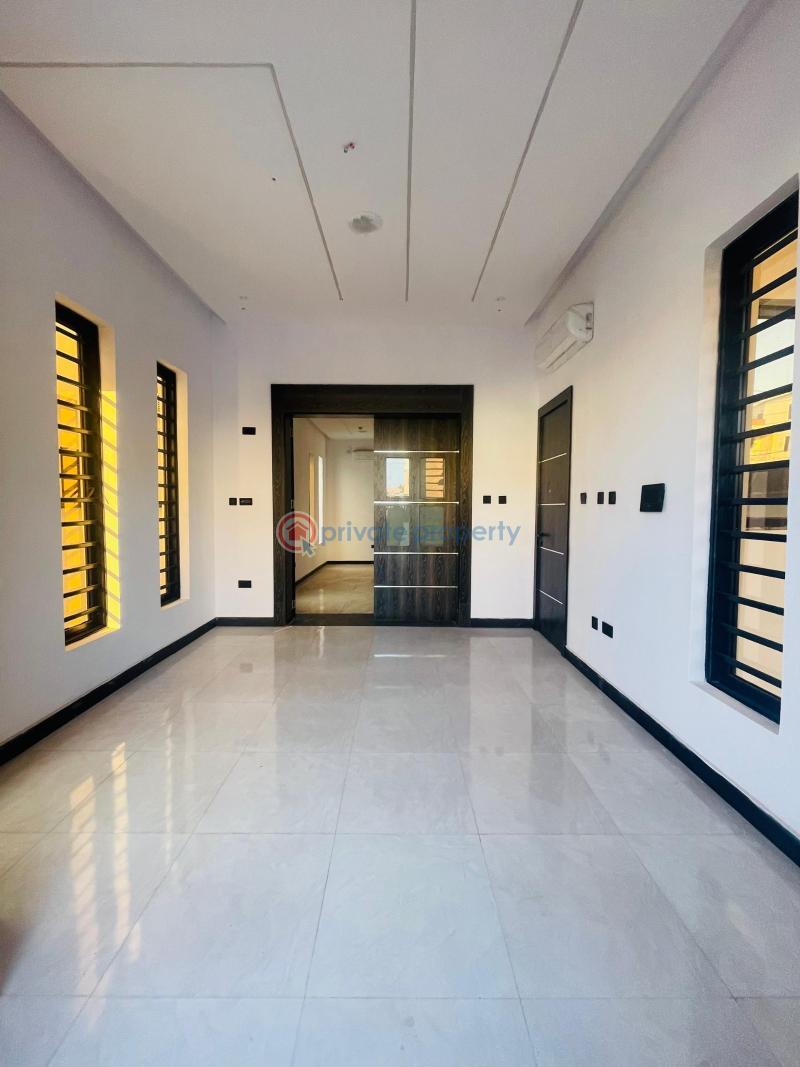 6 bedroom Detached Duplex For Sale Luxury 6 Bedroom Fully Detached Duplex Plus Bq And Pool In A Serene Environment Magodo GRA Phase 2 Kosofe/Ikosi Lagos - 23