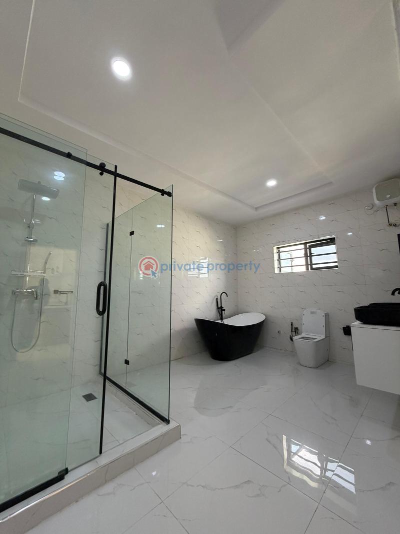 5 bedroom Detached Duplex For Sale Oluyole Estate Ibadan Oyo - 12