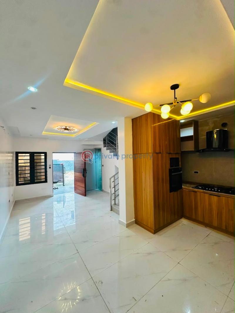 3 bedroom Semi detached Duplex For Sale Ajah Lagos - 2