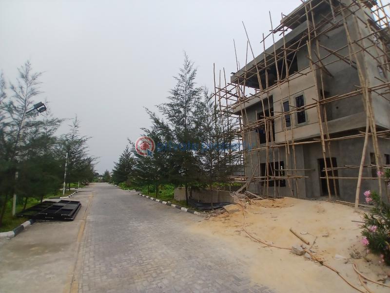 Residential Land For Sale At Pepperoni Bus Stop Off The Lekki Epe Expressway Ajiwe Ajah Lagos - 4