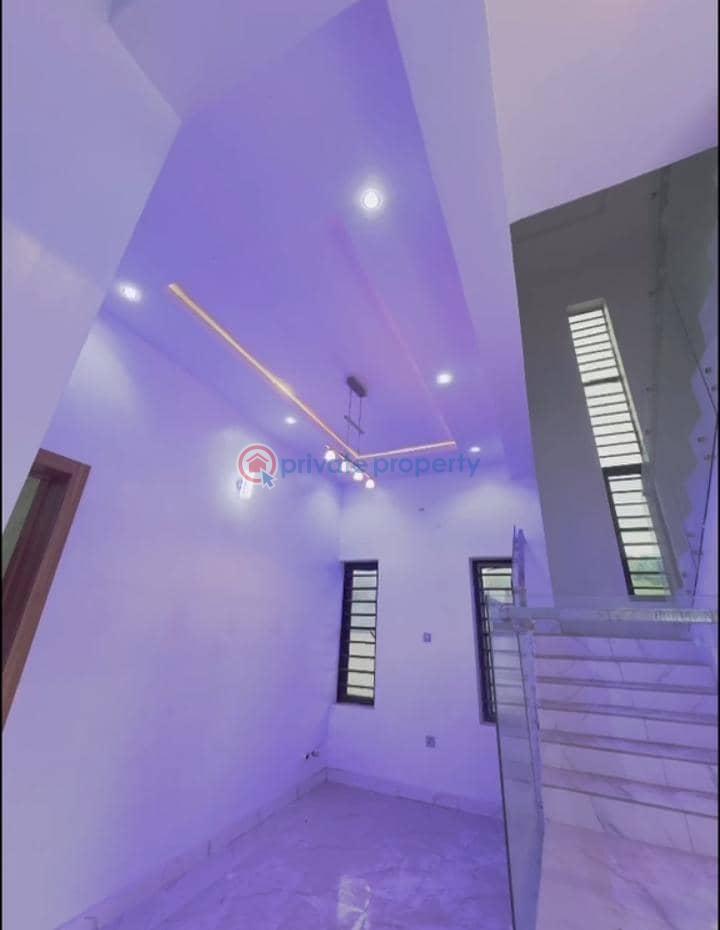4 bedroom Detached Duplex For Sale Thinkers Corner By Northwest Filling Station And Close The Major Road Enugu Area  - 2