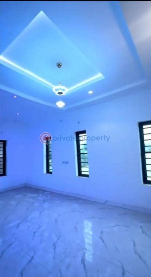 4 bedroom Detached Duplex For Sale Thinkers Corner By Northwest Filling Station And Close The Major Road Enugu Area  - 12